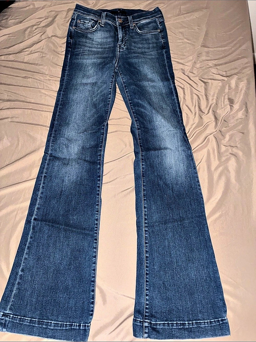 DOJO Women's Flare Jeans Blue Waist 25 Inseam 34 Like New
